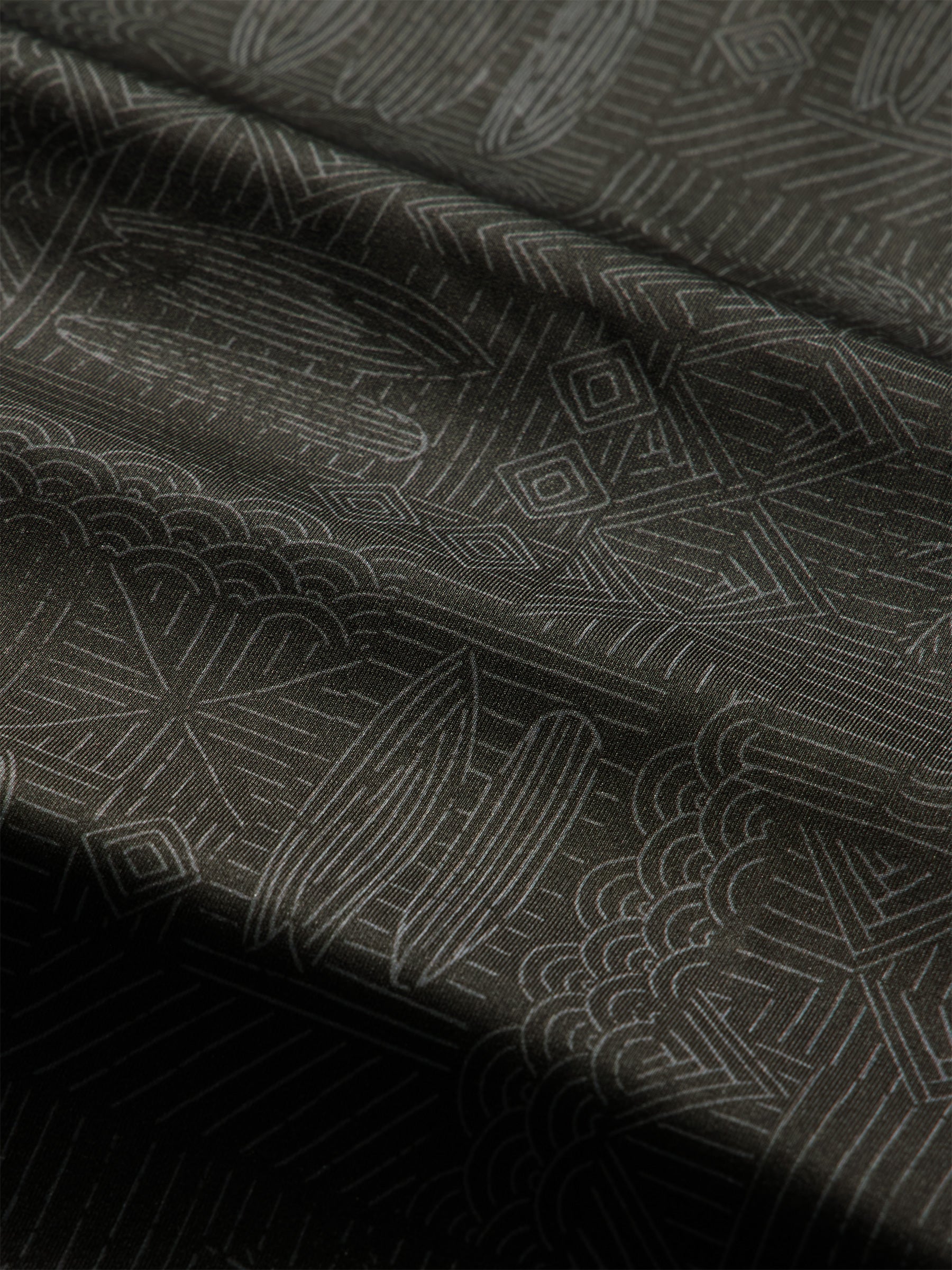 Reyn Spooner ETCH-A-TAPA PERFORMANCE QUARTER ZIP in CHARCOAL