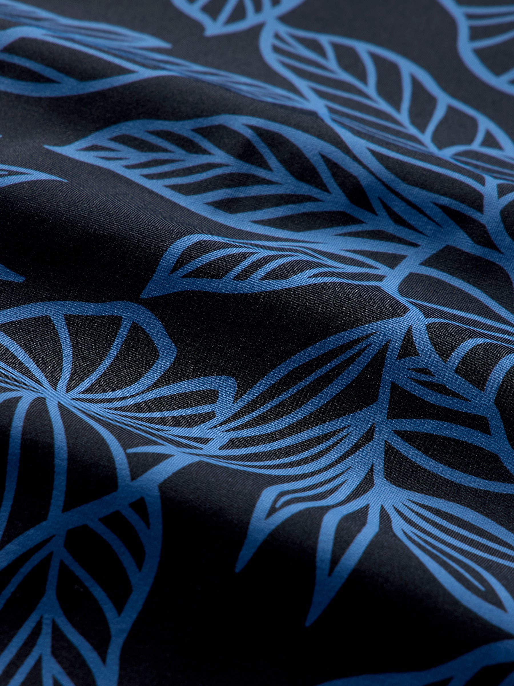 Reyn Spooner KALO LEAF PERFORMANCE POLO in BLACK