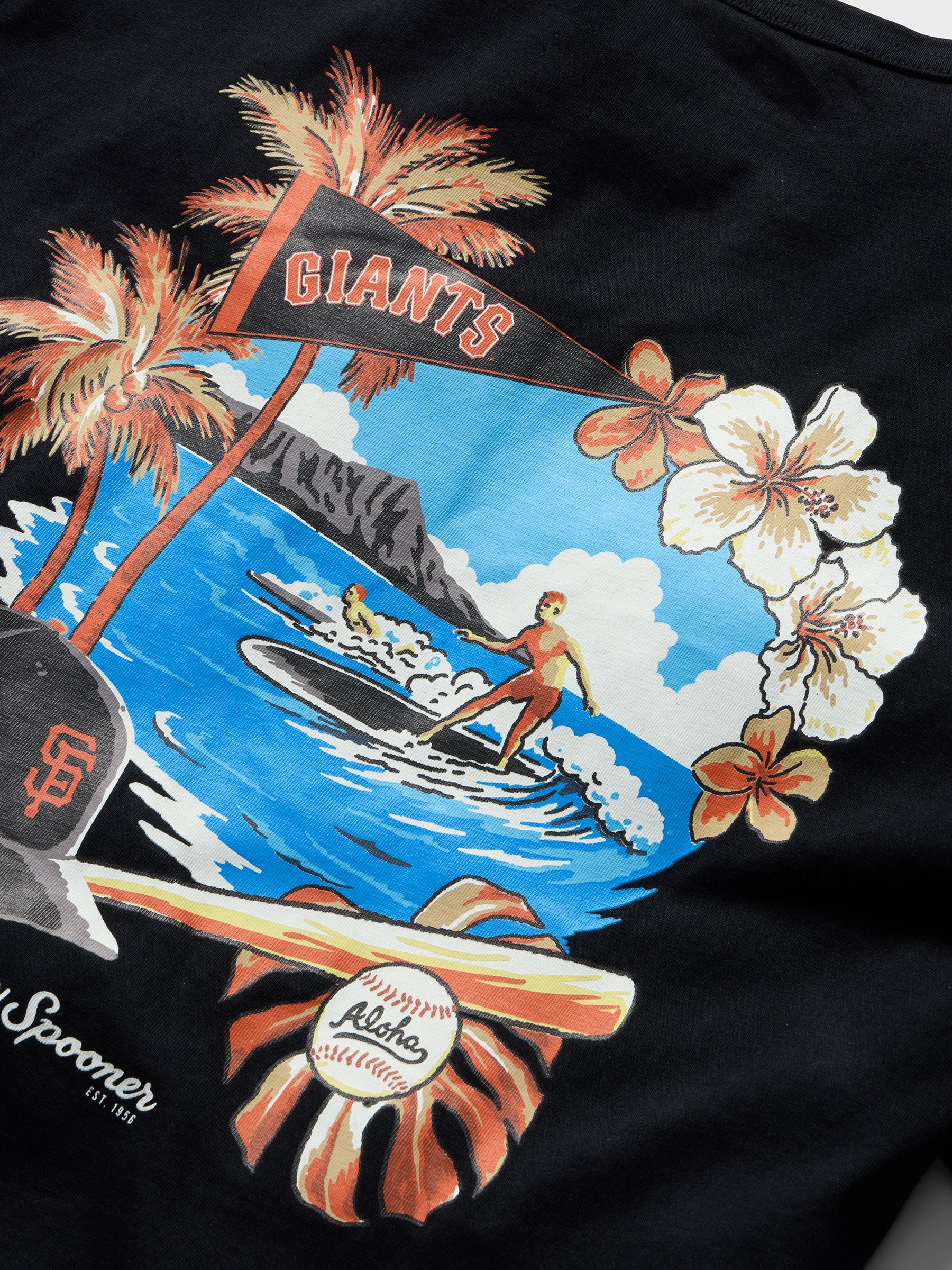 Reyn Spooner MLB® SAN FRANCISCO GIANTS GRAPHIC TEE in BLACK