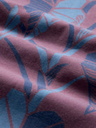Reyn Spooner TRAILING TARO PERFORMANCE BUTTON FRONT in BERRY