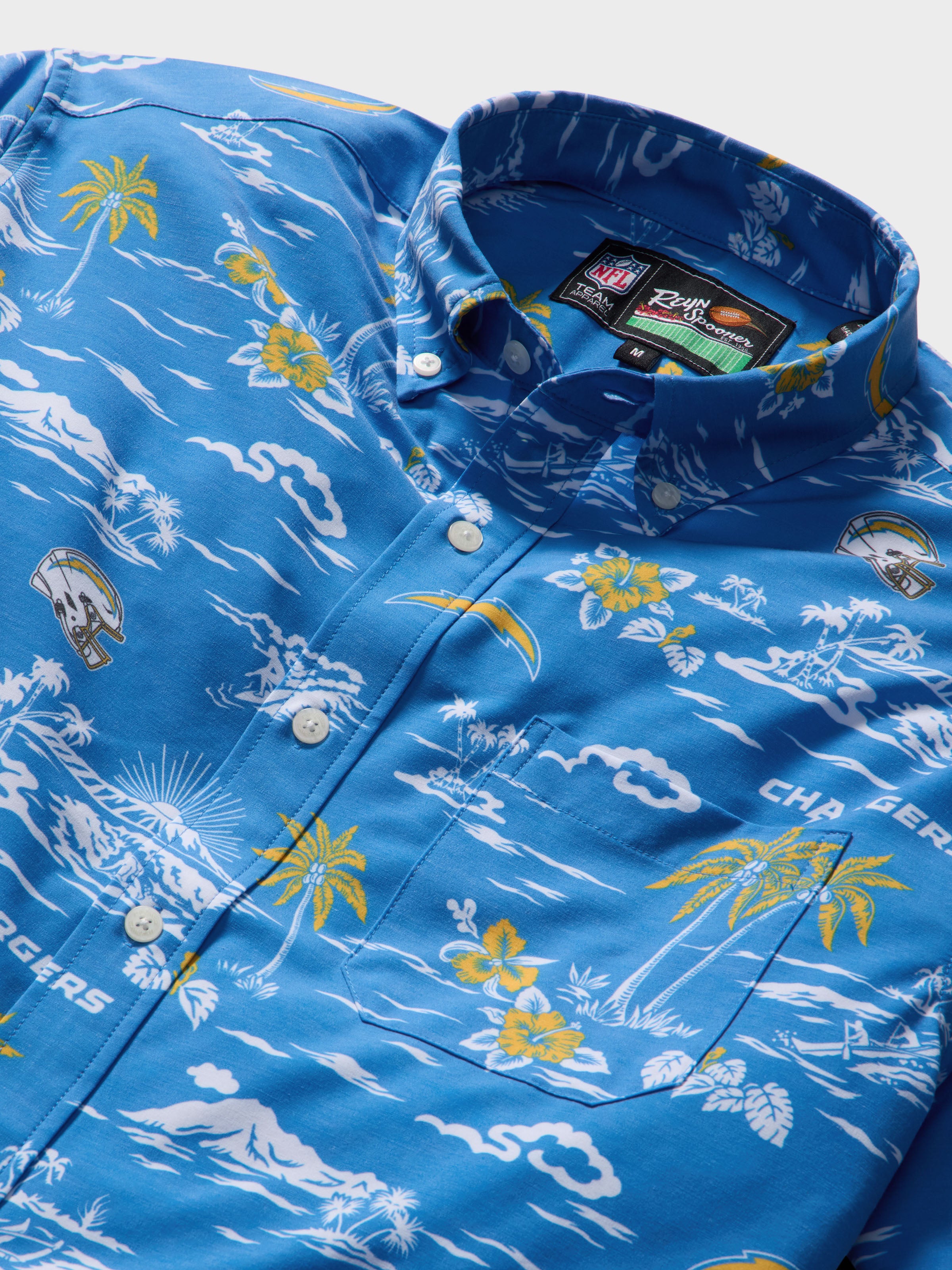 Reyn Spooner LOS ANGELES CHARGERS GAME DAY PERFORMANCE ALOHA SHIRT in POWDER BLUE