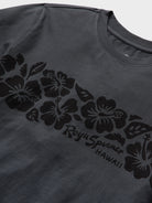 Reyn Spooner HIBISCUS FLOW GRAPHIC TEE in GRAPHITE