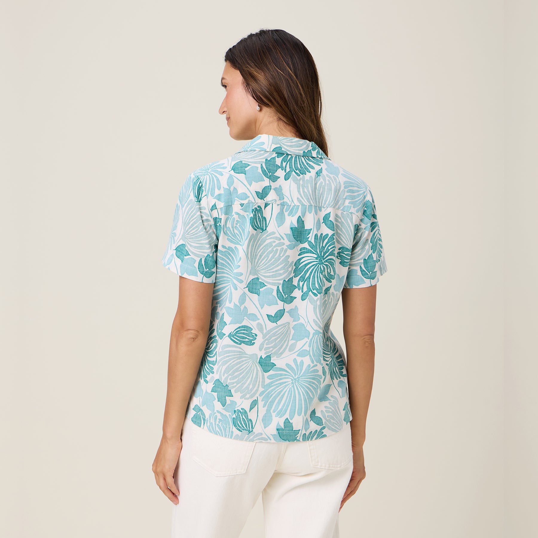 Reyn Spooner MUMS THE WORD FINLEY TOP in OFF WHITE