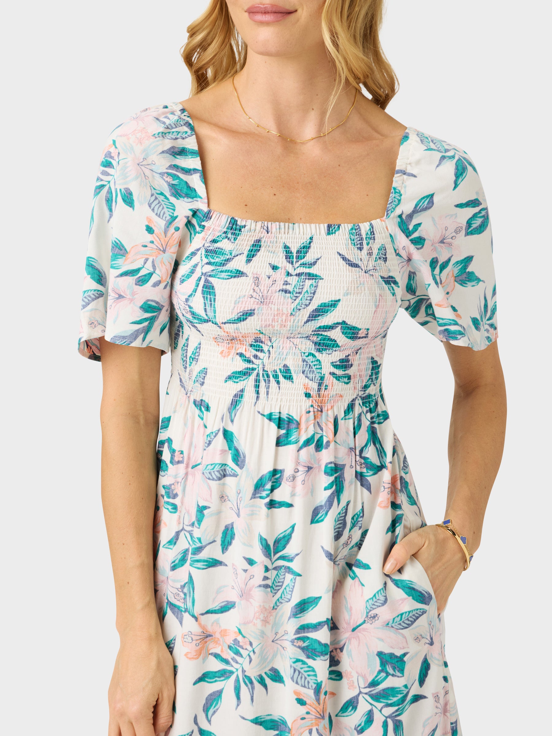Reyn Spooner PUA BISCUS LEILANI DRESS in OFF WHITE