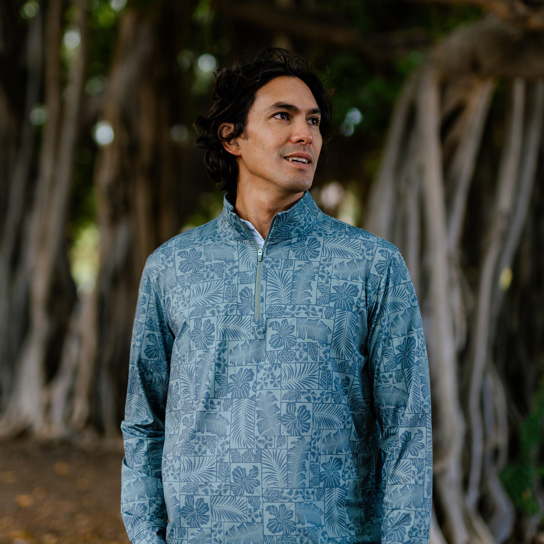 FLORAL FRAMES MEN'S PERFORMANCE QUARTER ZIP | Reyn Spooner