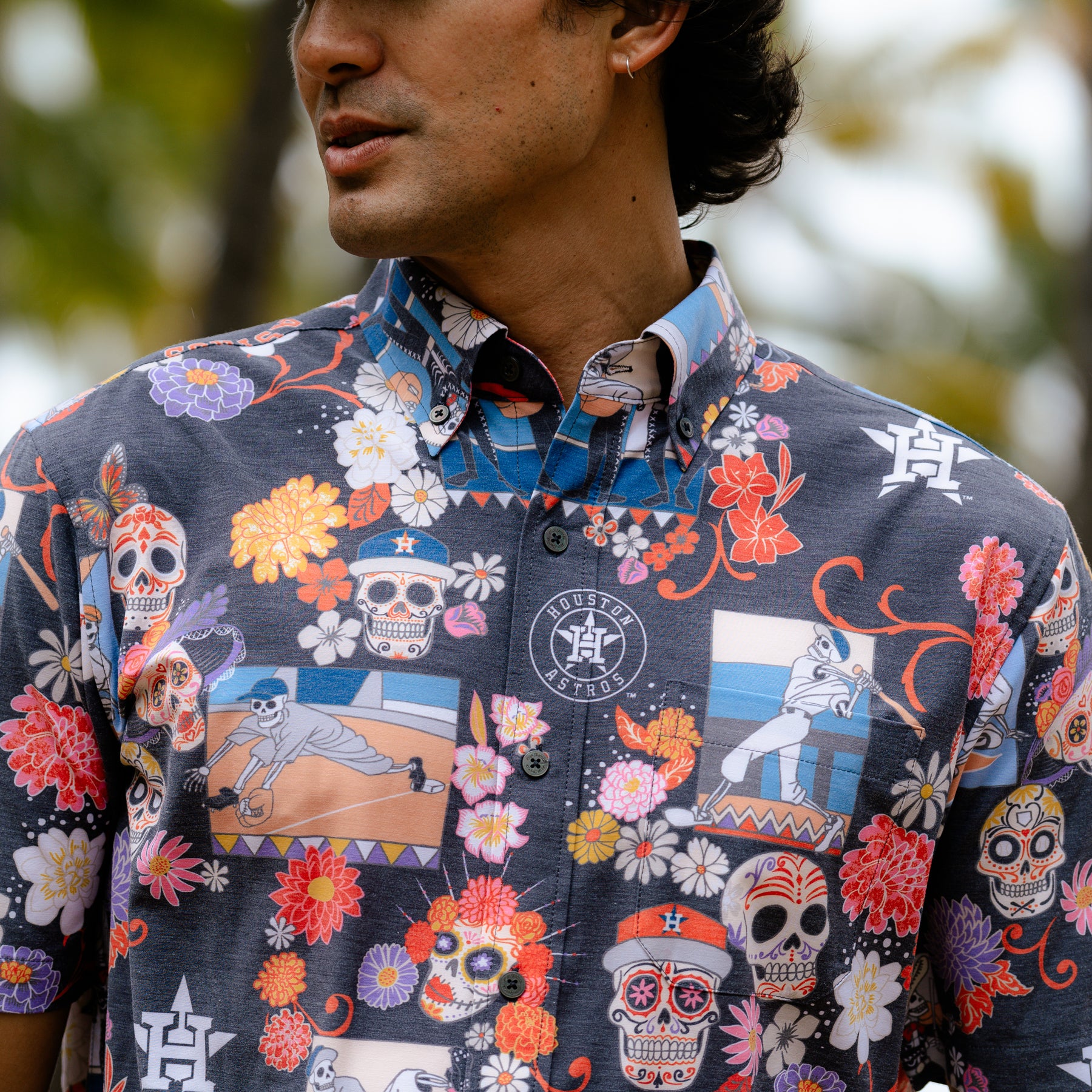 MLB® HOUSTON ASTROS DÍA DE LOS MUERTOS PERFORMANCE ALOHA SHIRT