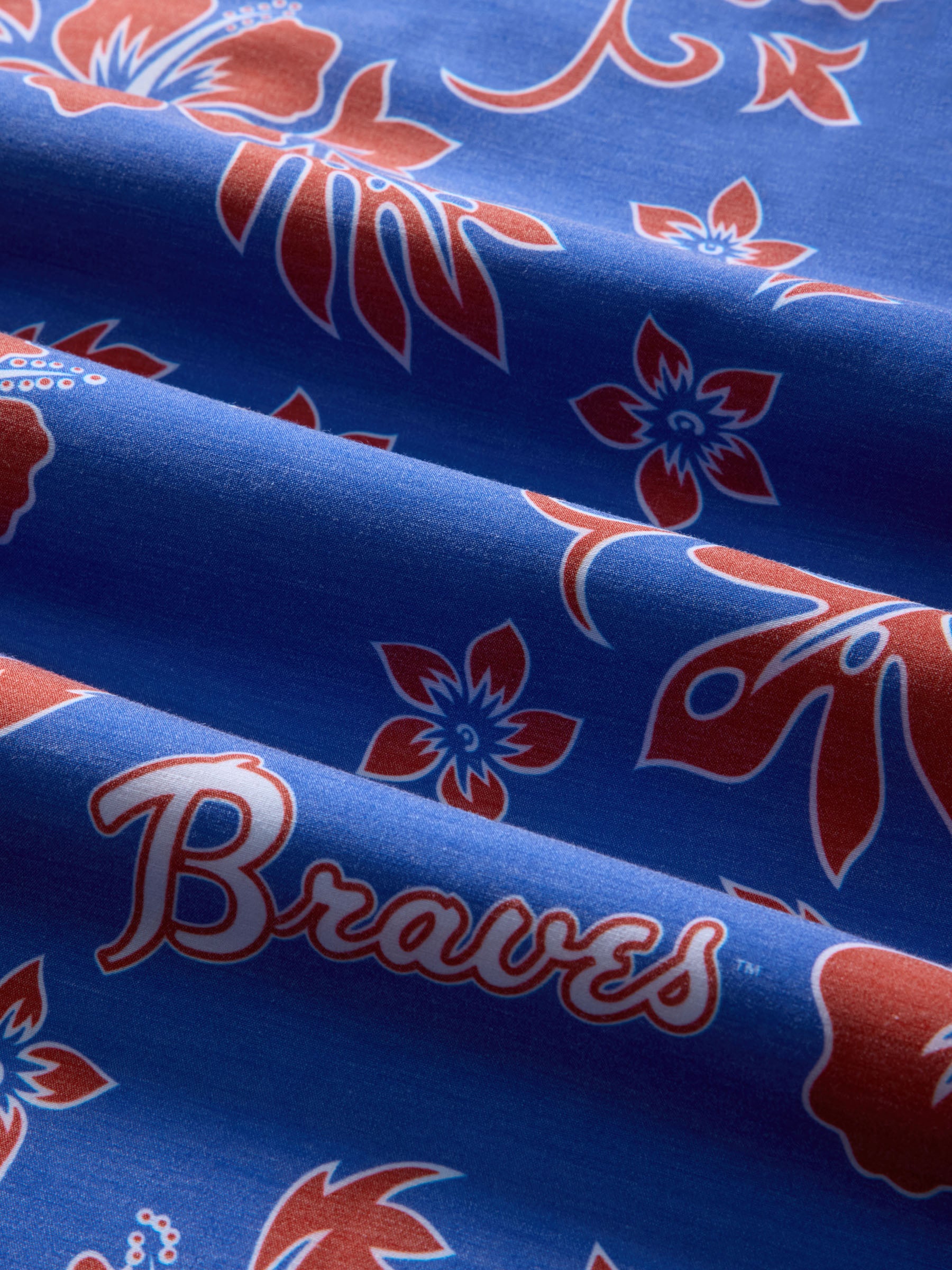 Reyn Spooner MLB® ATLANTA BRAVES COOPERSTOWN PERFORMANCE ALOHA SHIRT in BLUE