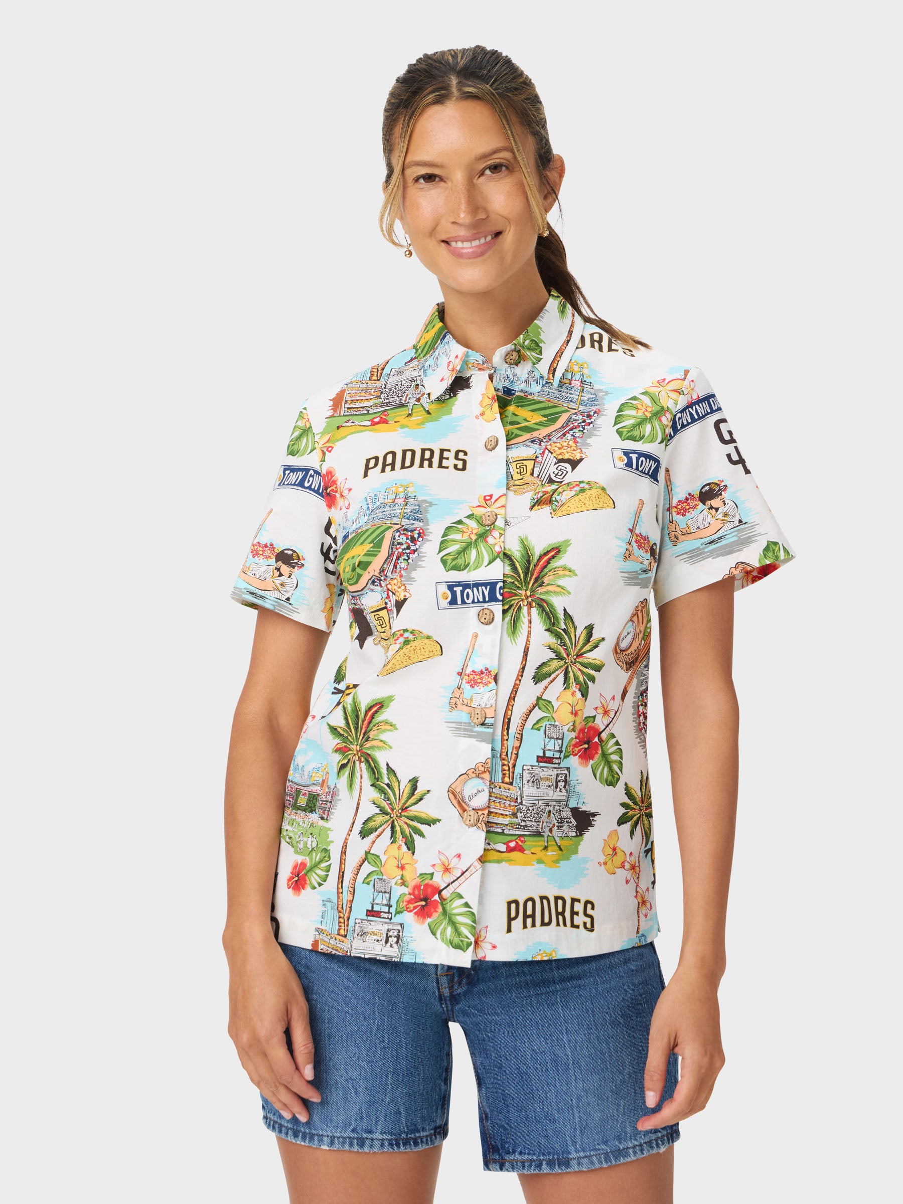 Reyn Spooner WOMEN'S SAN DIEGO PADRES SCENIC ALOHA SHIRT in SCENIC