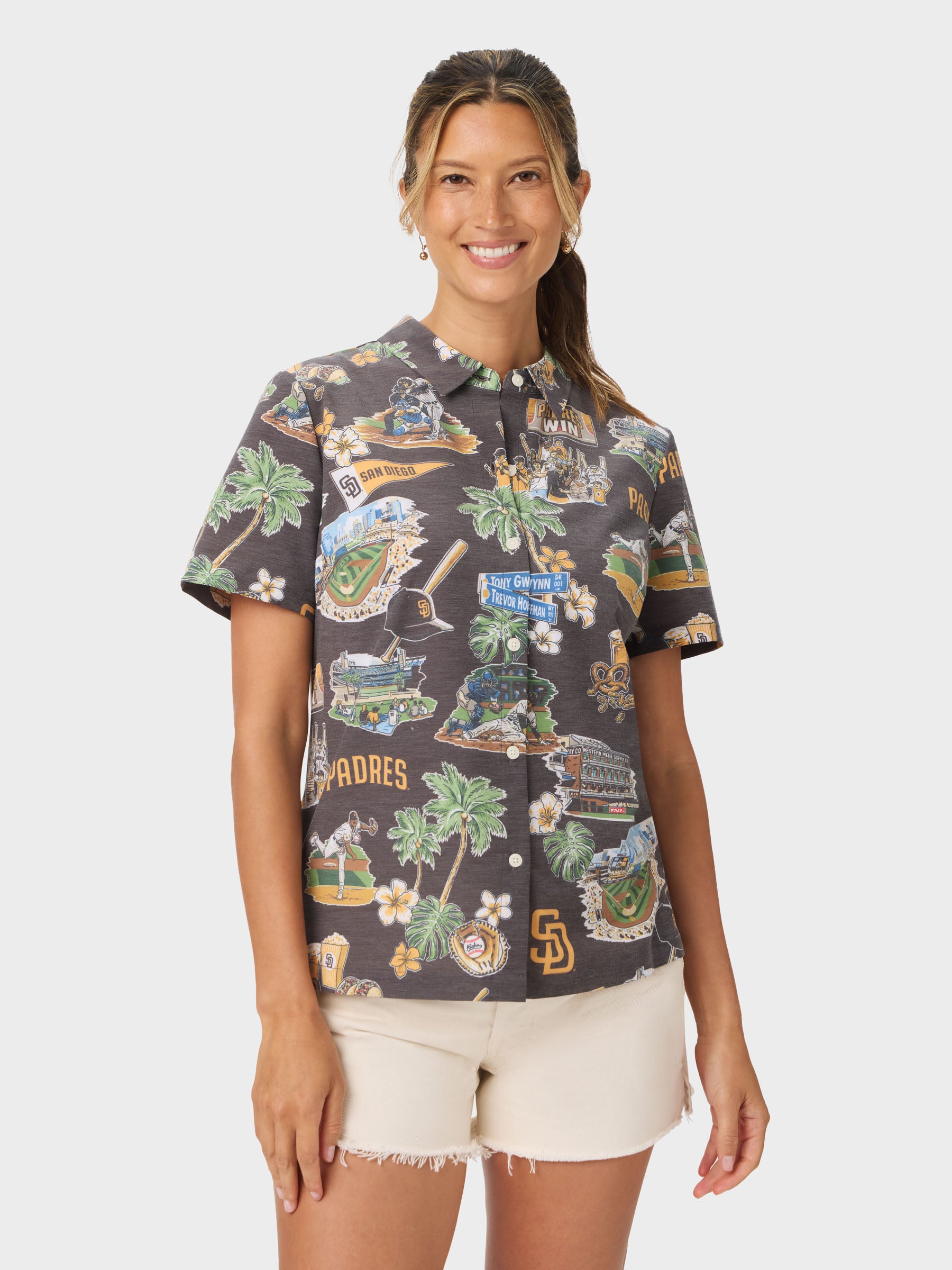 Reyn Spooner MLB® WOMEN'S SAN DIEGO PADRES SCENIC PERFORMANCE ALOHA SHIRT in SCENIC